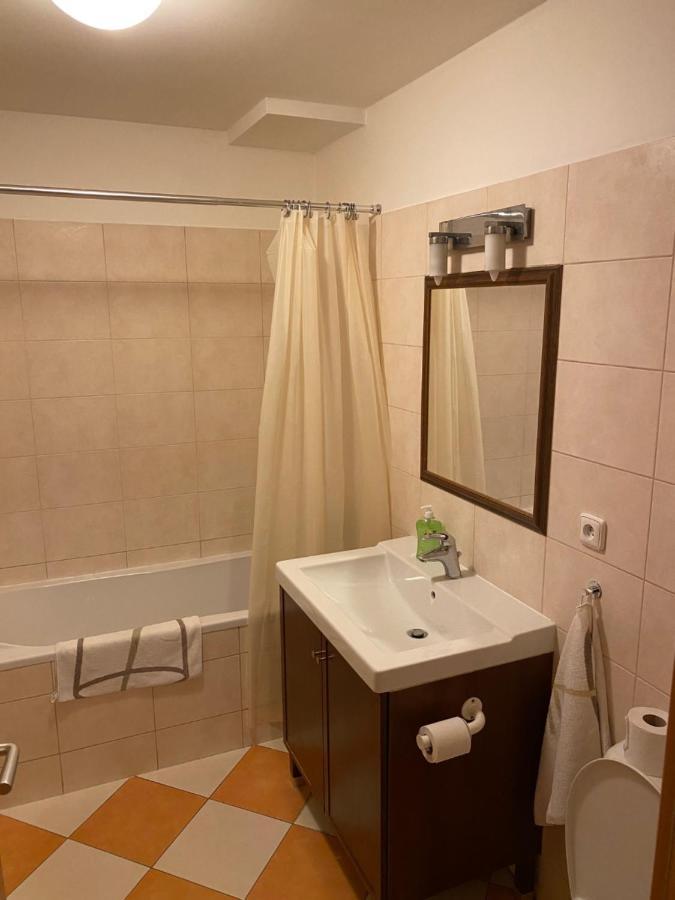 Apartment Florenc Prag Exterior foto