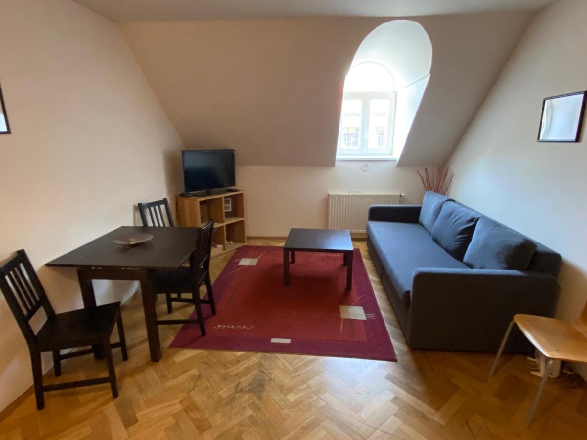 Apartment Florenc Prag Exterior foto